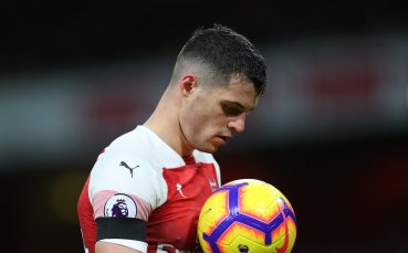 Полузащитникът на Арсенал Гранит Джака отрече спекулациите които го свързват