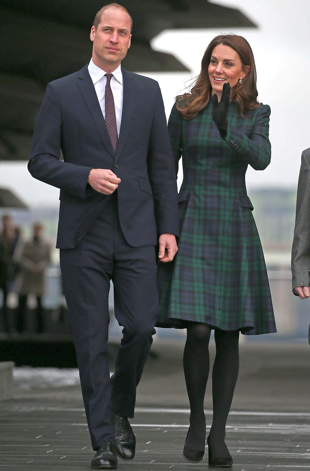 Принц Уилям и херцогиня Катрин в шотландския град Дънди