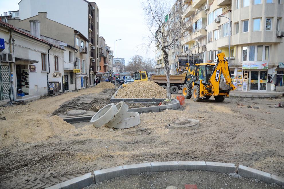 Обновената улица „Баба Тонка“ във Варна