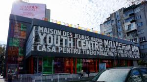 Младежкият дом номиниран за сграда на годината