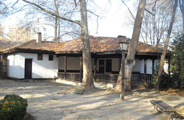 Кафенето в "Стария Добрич"