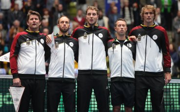 Зверев и Колшрайбер поведоха Германия към финала на Купа Дейвис
