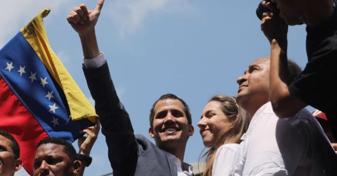 Испания Австрия и Великобритания признават Хуан Гуайдо за временен президент на Венецуела