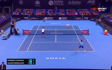 Адриан Андреев/Мико Кузманов - Хаасе/Миделкооп 2:6, 2:6 /репортаж/