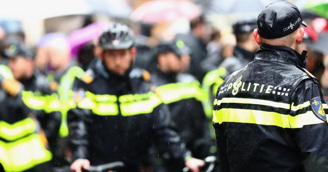 Свят Нападение с нож в Холандия Има множество ранени 29