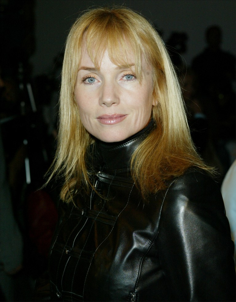 Ребека де Морни през 2004 г. 