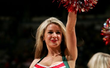 Изключително наситена програма имаше през изминалата нощ в най силното баскетболно