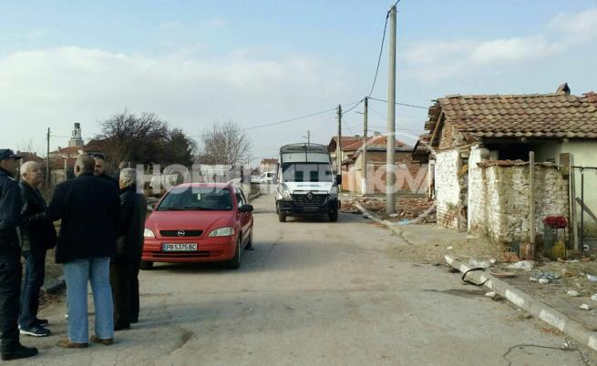 Настаняват ромите от Войводиново в социални жилища