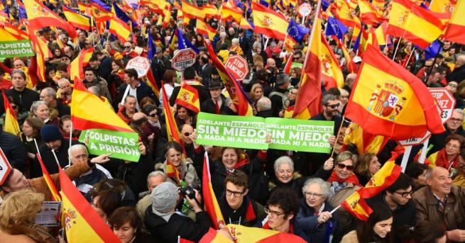 Хиляди излязоха по централните улици на Мадрид на протест организиран