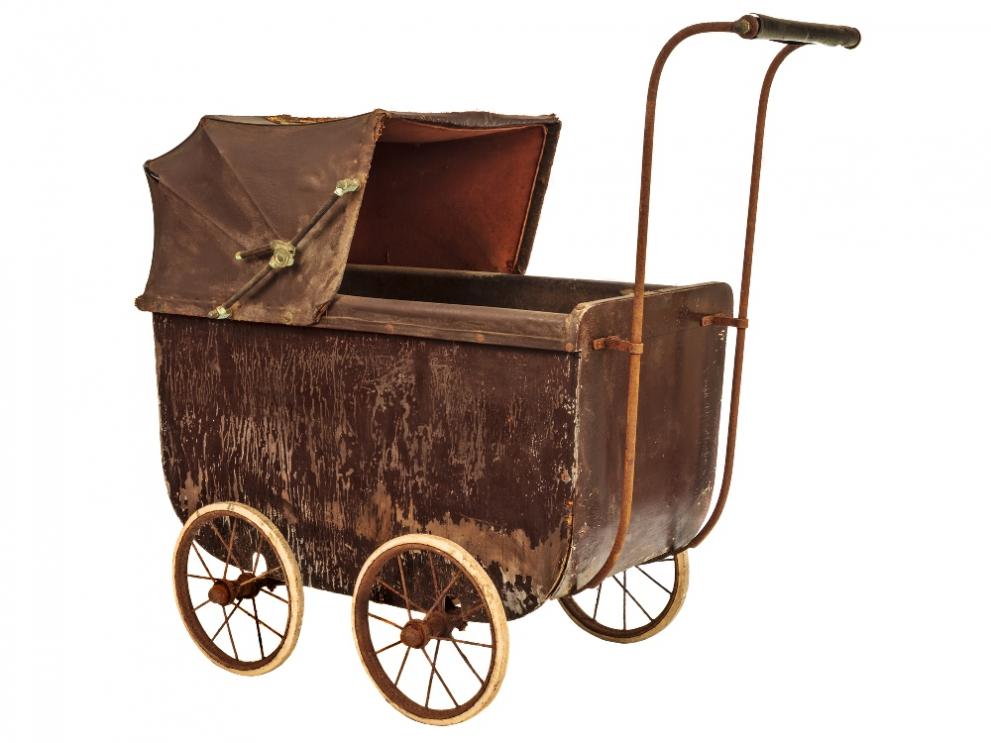  бебешка количка остаряла 