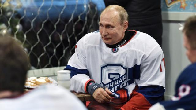 Путин „се вижда“ като ...хокеист след края на политическата си кариера