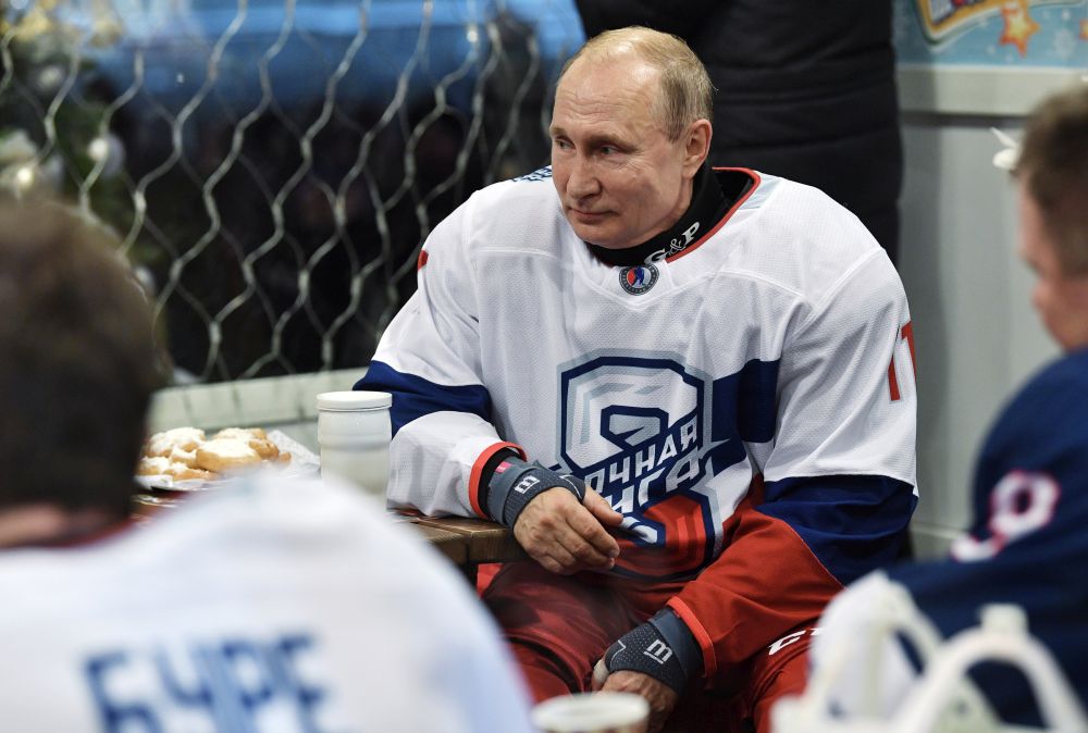 Владимир Путин хокей