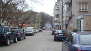 улица автомобили Добрич