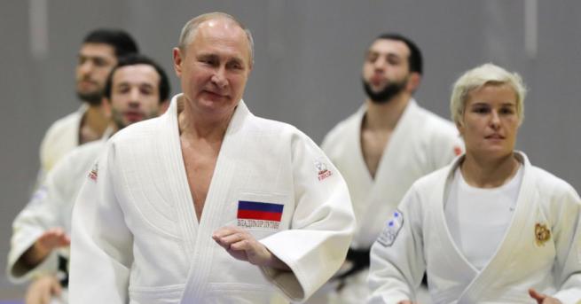 Руският президент се контузи по време на тренировка по джудо