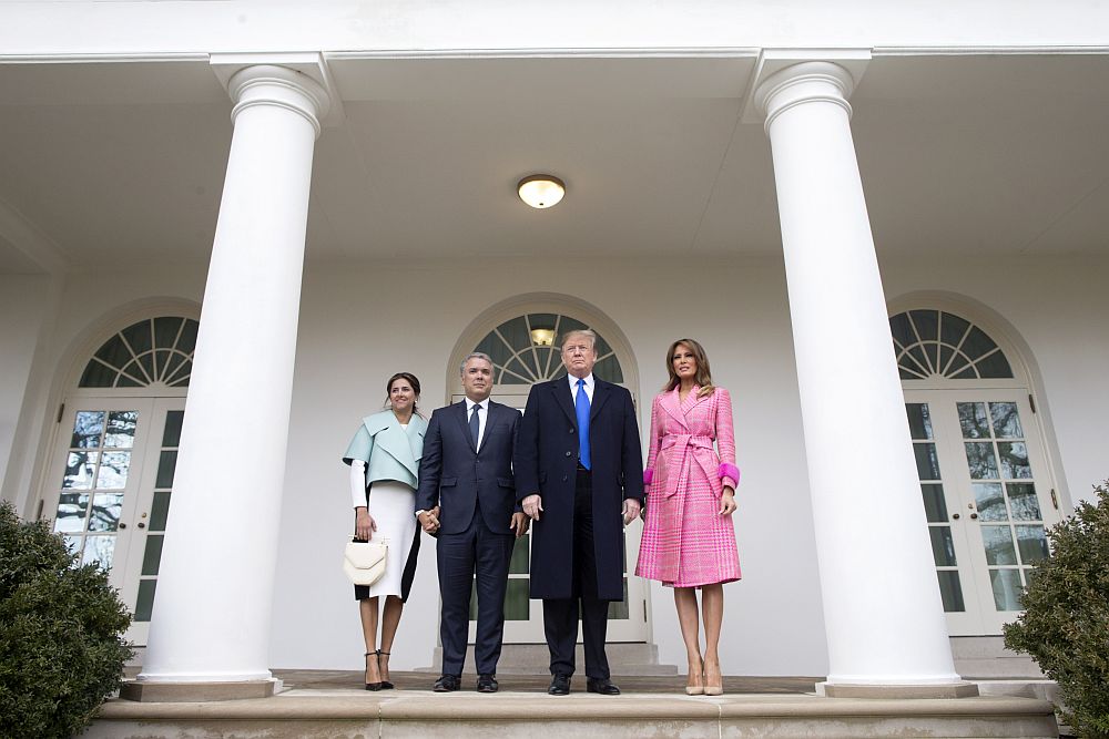 Американското първо семейство заедно с президента на Колумбия Иван Дуке и съпругата му Мария ХулианаАм