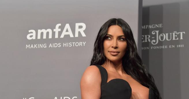 Любопитно Тънката талия на Ким Кардашиян предизвика коментари Риалити звездата