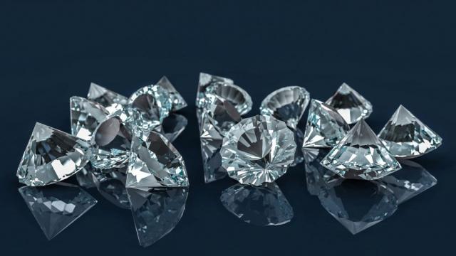 Как ни влияят скъпоценните камъни 