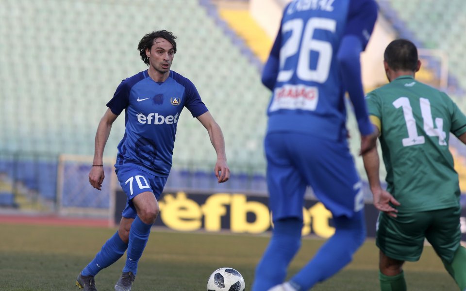 Отборите на Витоша Бистрица и Левски затварят съботната програма в