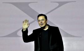  Мъск ще тества връзка сред мозък и компютър следващата година 