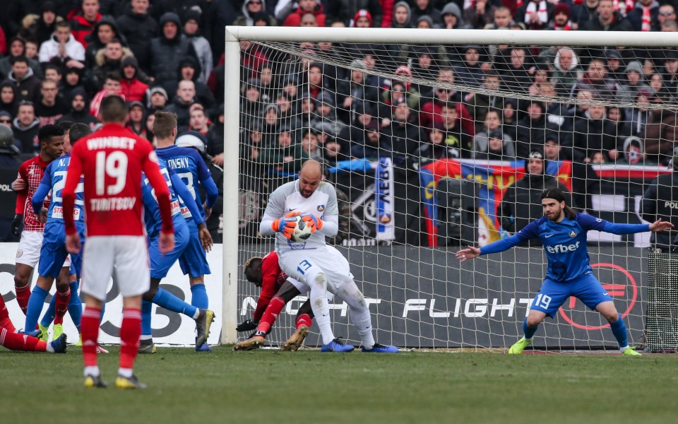 Равенството не е опция. Победата е всичко, което има значение.