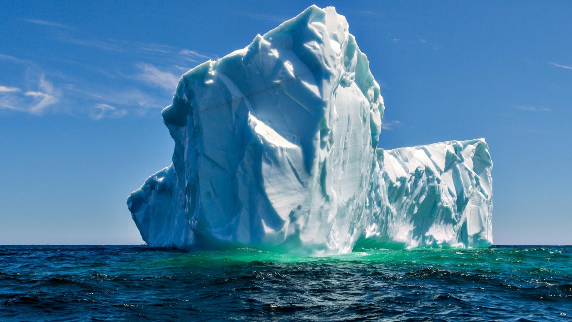 Айсберг, по-голям от Ню Йорк, е на път да се отцепи от ледника Бранд