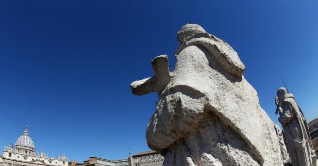 Австралийският кардинал Джордж Пел беше осъден за сексуални престъпления срещу