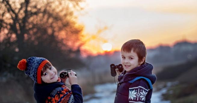 Изпращаме зимния полъх за да срещнем пролетта Изпращаме последния зимен