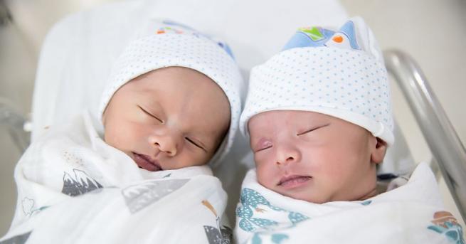 Австралийски лекари съобщиха за раждането на едва втората известна двойка