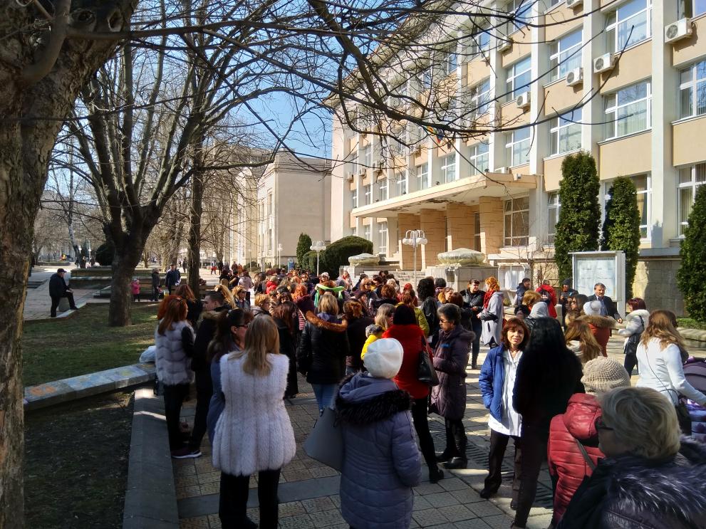протест медицински сестри Добрич