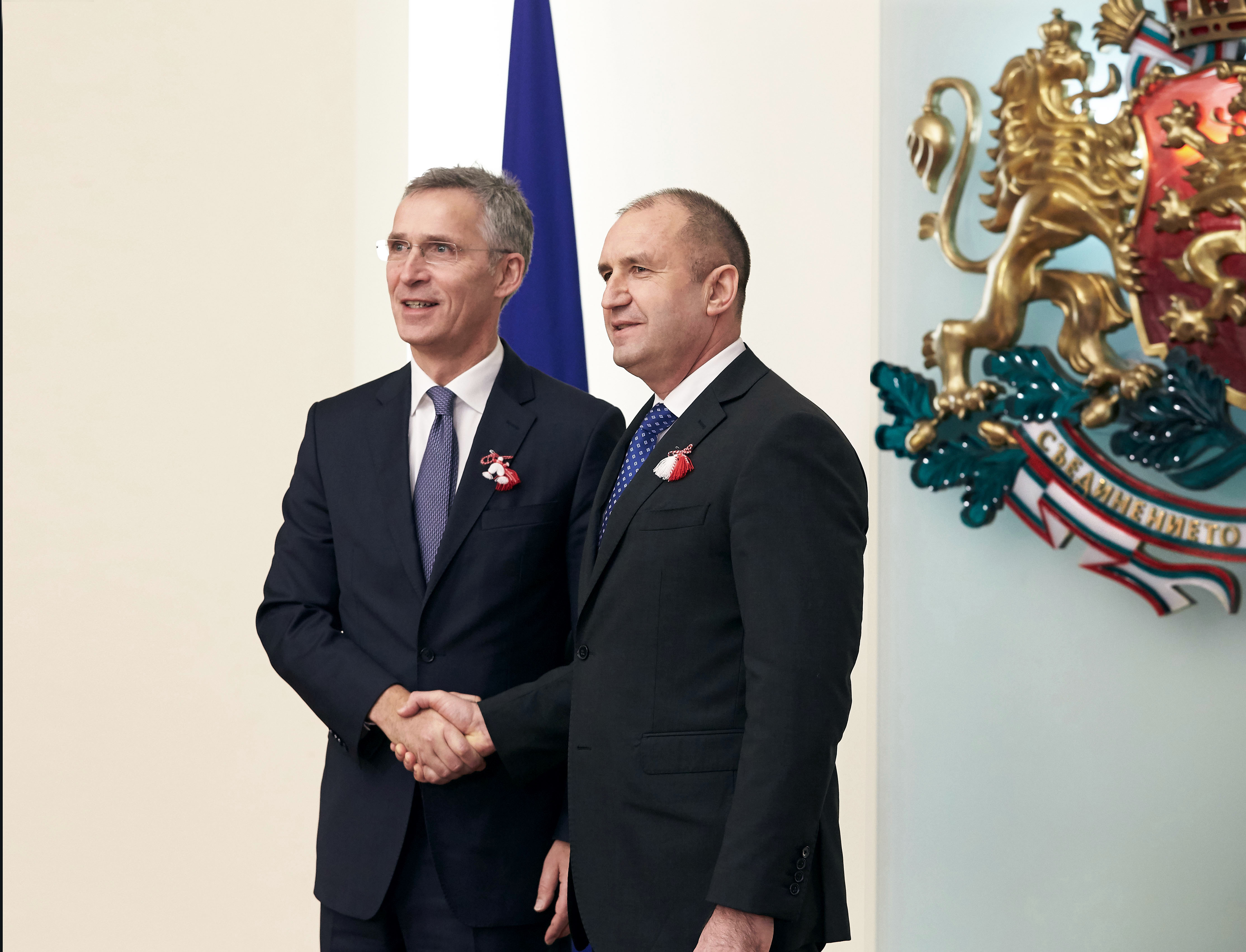 Йенс Столтенберг проведе среща с премиера Бойко Борисов и президента Румен Радев. Столтенберг бе на двудневно посещение в България по покана на българския министър-председател