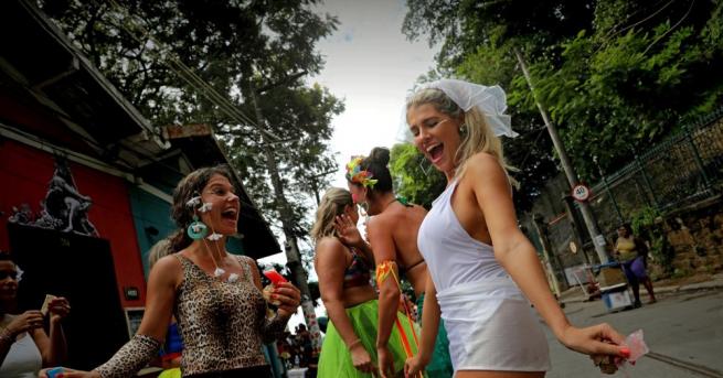 Прочутият карнавал в Рио де Жанейро който е най пищният в