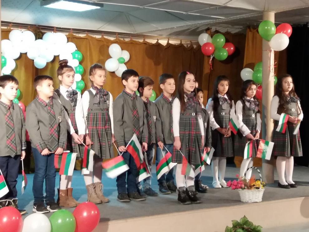 Открит урок по родолюбие представиха ученици от свищовското СУ „Николай Катранов“