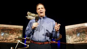 Директорът на НАСА Джим Брайдънстайн