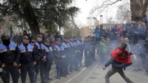 Албания протести