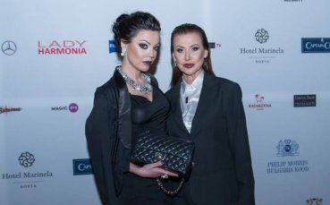 Дъщерята на Илиана Раева и Наско Сираков Славея Сиракова настоява