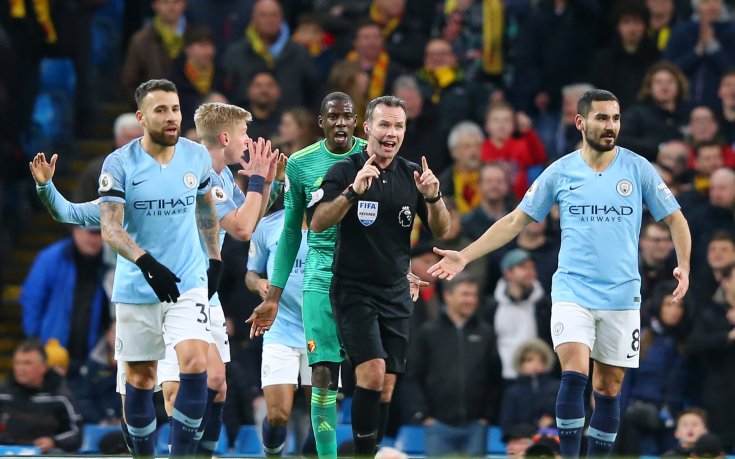 Полемичен съдия, а после славен Стърлинг дадоха успеха на Сити