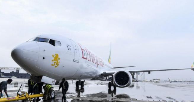 Китай забрани на компаниите за въздушен транспорт да използват самолети