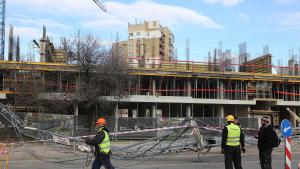 кран Младост