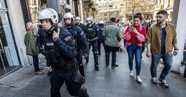 Протестът на опозицията в Белград приключи около 19 00 часа българско