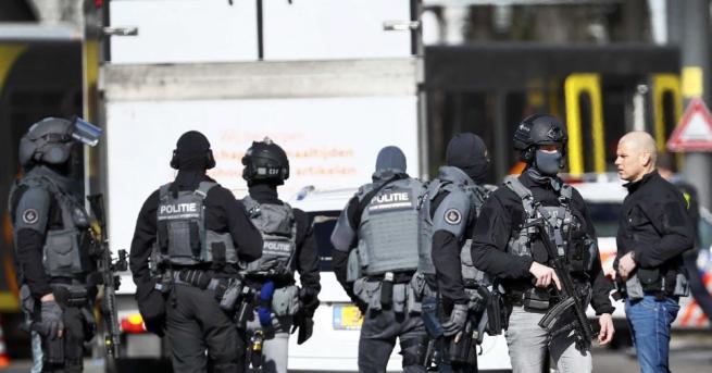 Няколко души бяха ранени при стрелба в холандския град Утрехт