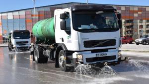 Дадоха старт на ежегодното миене на улиците на Пловдив