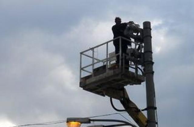 Поетапно се отстраняват проблемите в уличното осветление в община Горна Оряховица
