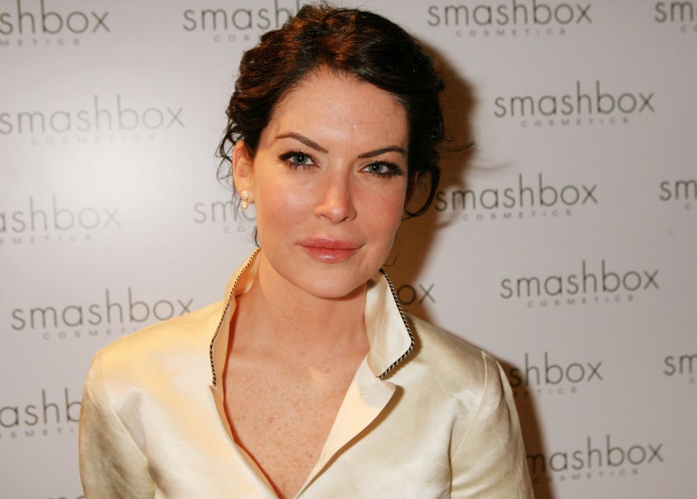 Метаморфозите на Лара Флин Бойл