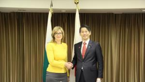 Екатерина Захариева Япония