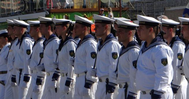 Възобновява се конкурсът за матроси войници във формированията на Военноморските