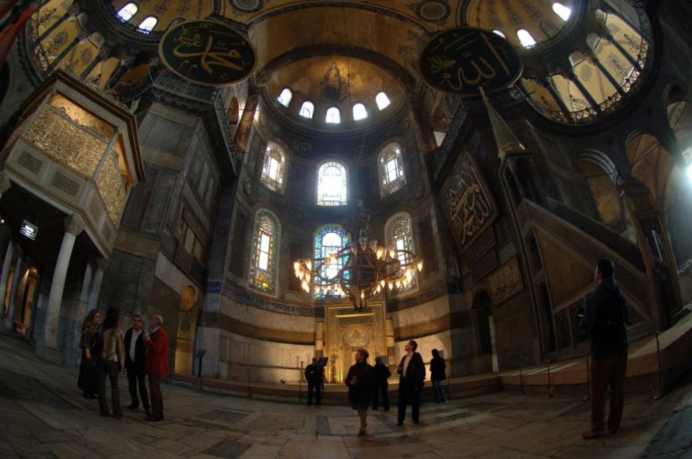 „Света София“ в Истанбул