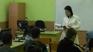 Съдия от Първомай беседва с ученици за домашното насилие