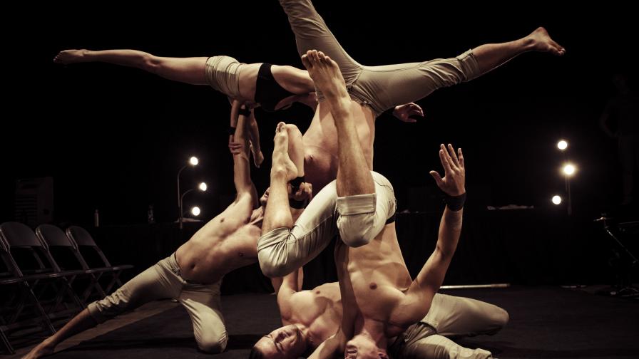 <p><strong>С деца на цирк </strong>&ndash; гледайте австралийските акробати на българска сцена</p>