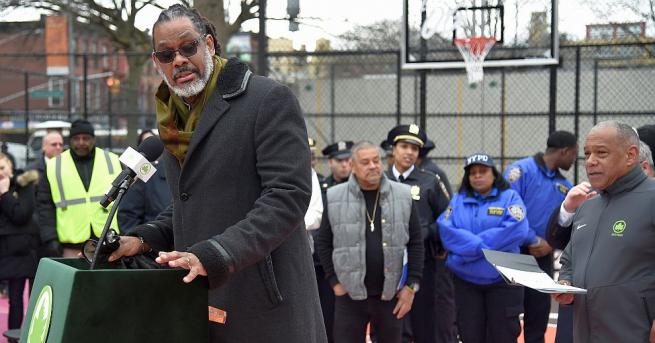 Общинският съветник от Бруклин в градската управа на Ню Йорк