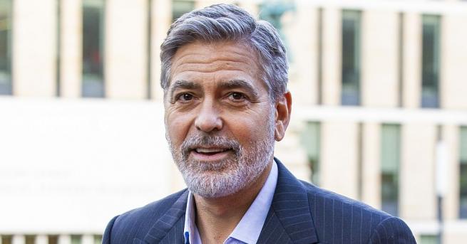 Холивудската звезда Джордж Клуни отправи призив да бъдат бойкотирани хотели
